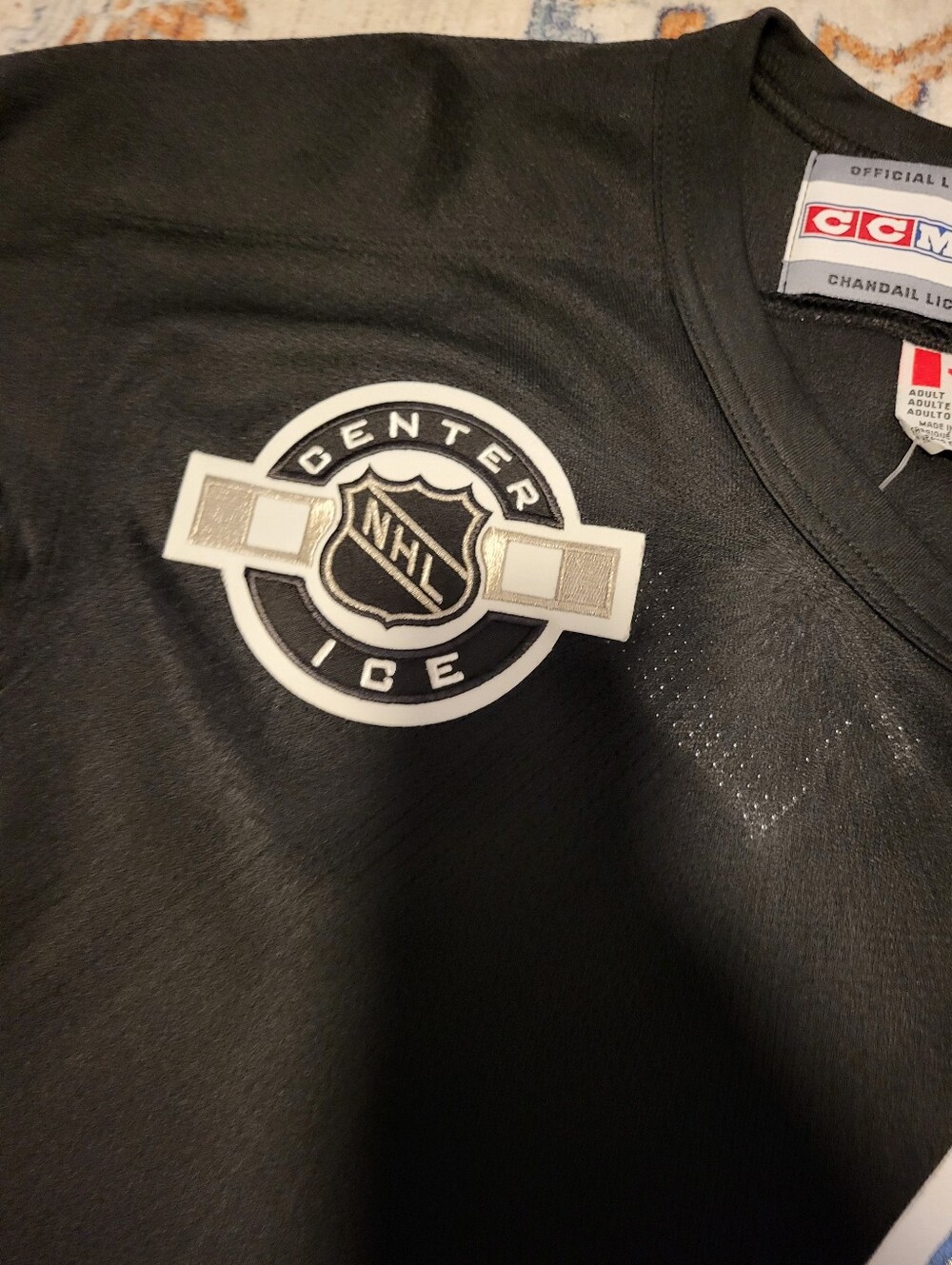 Vintage Ccm Center Ice Colorado Avalanche NHL practice Jersey - Picture 3 of 4